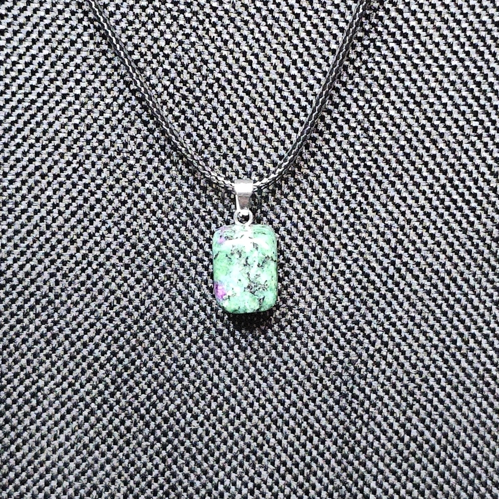 Elegant Zoisite Pendant Necklace